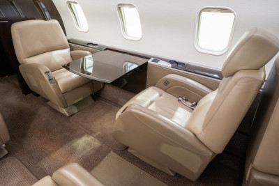 2005 Bombardier Challenger 300: 