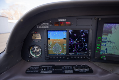 2002 Cirrus SR22: 