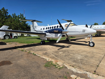 2001 Beechcraft King Air 350: 