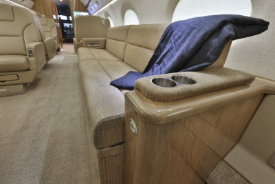 2004 Gulfstream G550: 