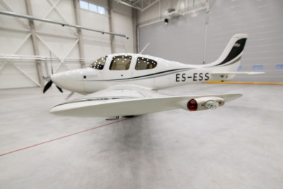 2005 Cirrus SR22: 