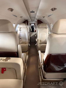 2016 Embraer Phenom 300: 