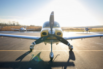 2016 Cirrus SR22T G5 GTS: 