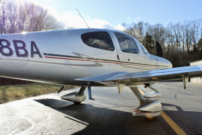 2010 Cirrus SR22T G3 GTS: 