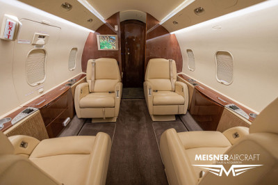 2004 Bombardier Challenger 300: 