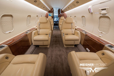 2004 Bombardier Challenger 300: 