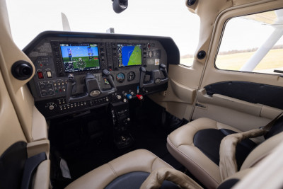 2017 Cessna 182T Skylane: 