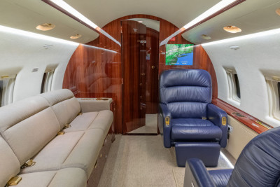 2003 Bombardier Challenger 604: 