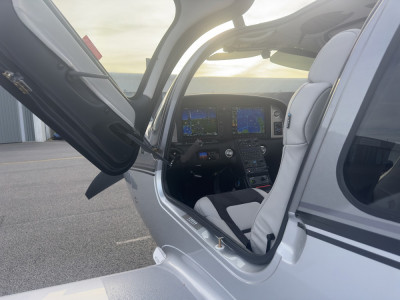 2023 Cirrus SR22T G6 GTS: 