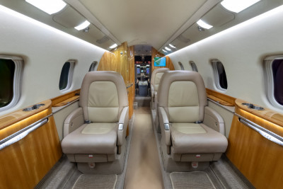 2008 Bombardier Learjet 60XR: 