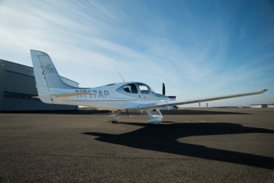 2008 Cirrus SR22 GTS: 