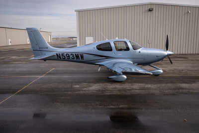 2021 Cirrus SR22 GTS: 