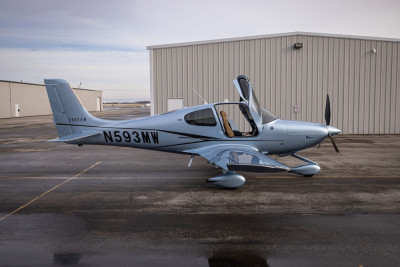 2021 Cirrus SR22 GTS: 