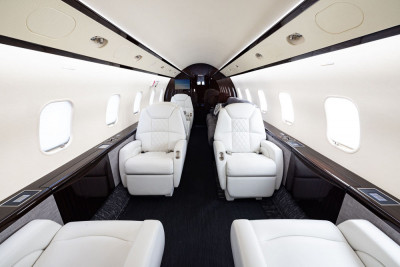 2012 Bombardier Challenger 300: 