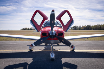 2015 Cirrus SR22T G5 GTS: 