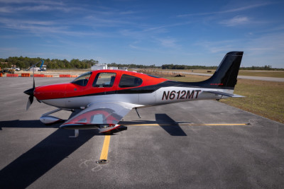 2015 Cirrus SR22T G5 GTS: 