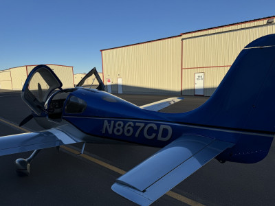 2002 Cirrus SR22: 