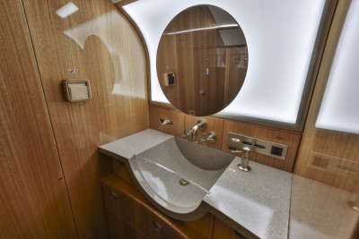 2014 Bombardier Challenger 300: 