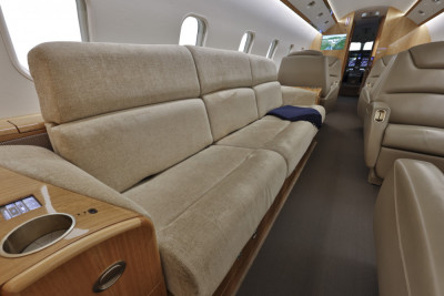 2014 Bombardier Challenger 300: 
