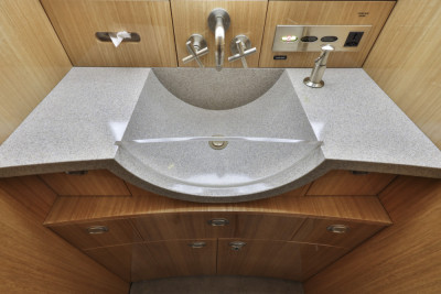 2014 Bombardier Challenger 300: 