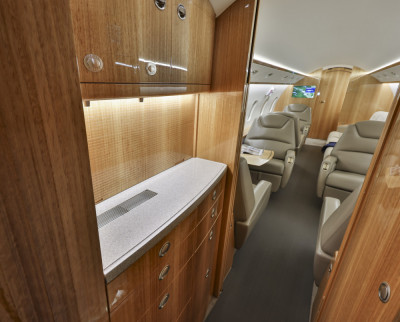 2014 Bombardier Challenger 300: 