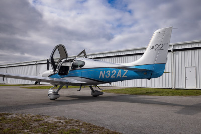 2013 Cirrus SR22 GTS: 