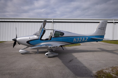 2013 Cirrus SR22 GTS: 