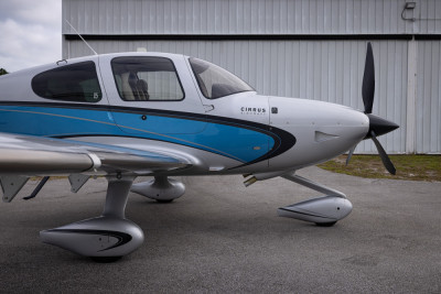 2013 Cirrus SR22 GTS: 