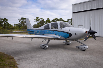 2013 Cirrus SR22 GTS: 