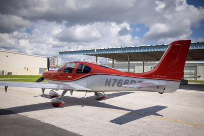 2019 Cirrus SR22T G6 GTS: 