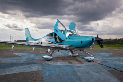 2023 Cirrus SR22 GTS: 