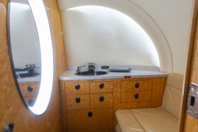 2008 Hawker 900XP: 