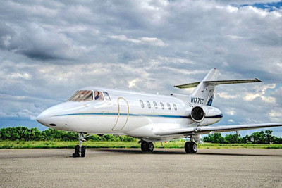 2008 Hawker 900XP: Exterior