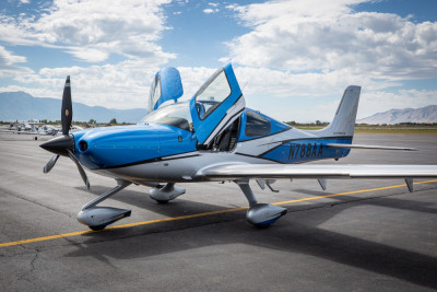 2017 Cirrus SR22T G6 GTS: 