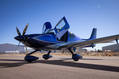 2022 Cirrus SR22T G6 GTS: 