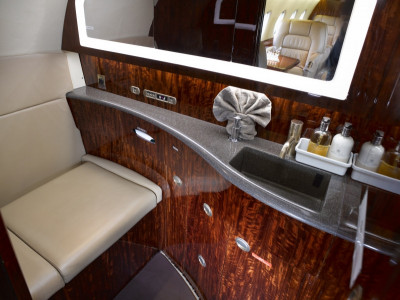 2002 Gulfstream G200: 