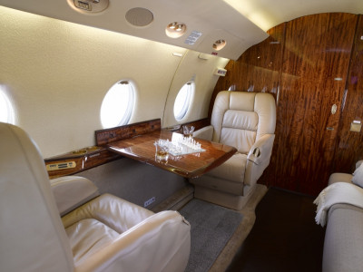 2002 Gulfstream G200: 