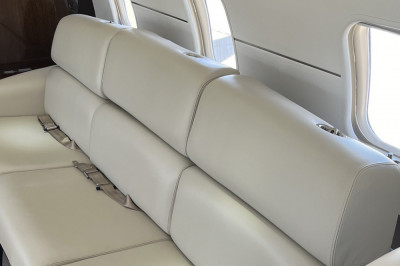 2009 Bombardier Challenger 300: 