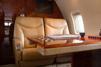 1990 Bombardier Challenger 601 - 3AER: 