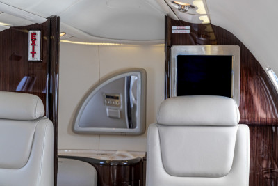 2001 Bombardier Learjet 45: 