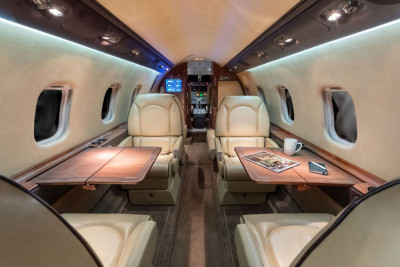 2002 Bombardier Learjet 60: 