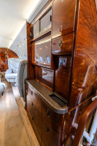 2004 Hawker 800XP: 