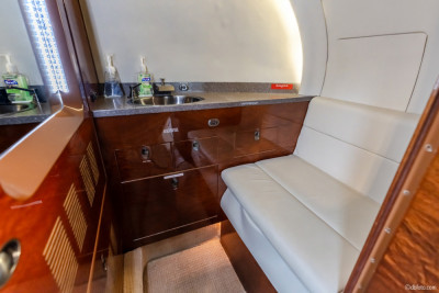 2004 Hawker 800XP: 