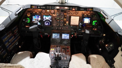 2004 Hawker 400XP: 