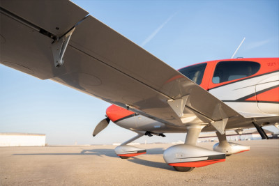 2017 Cirrus SR22T G6 GTS: 