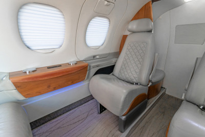 2009 Embraer Phenom 100: 