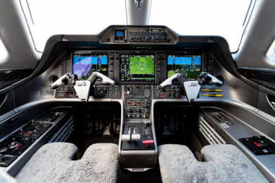 2009 Embraer Phenom 100: 