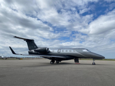 2011 Embraer Phenom 300: 