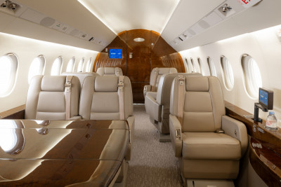 2005 Dassault Falcon 2000EX EASy: 