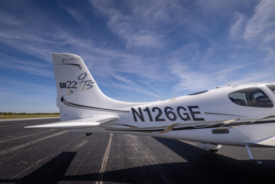 2006 Cirrus SR22 GTS: 